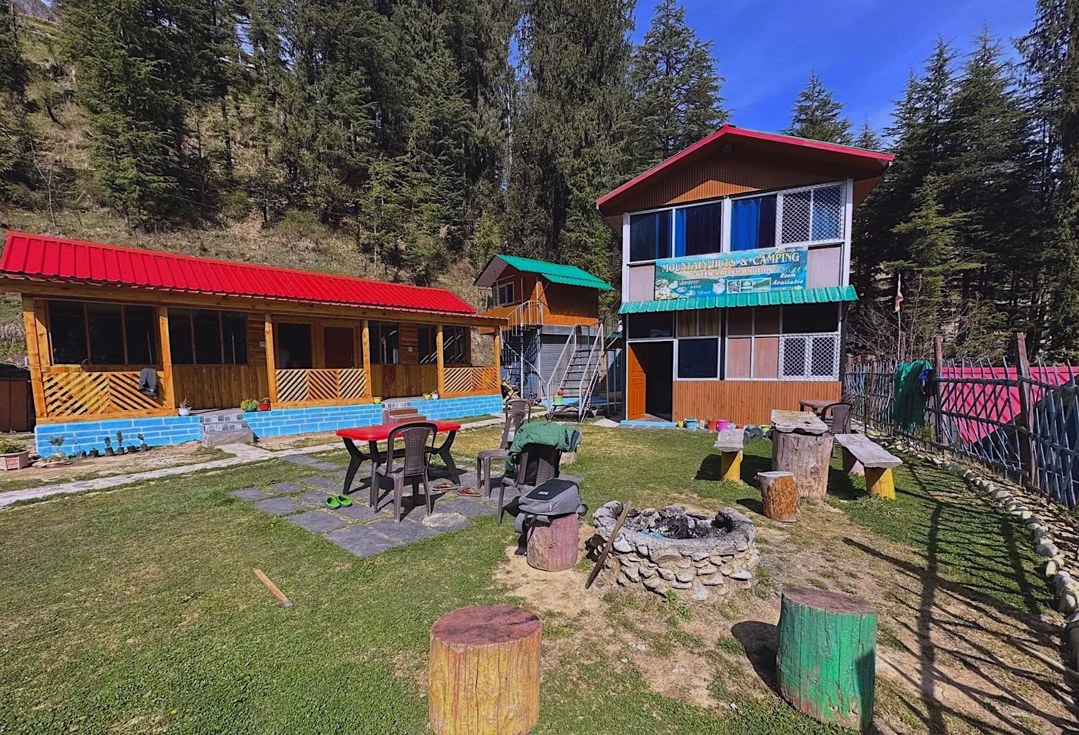 Mountain Huts, photo 2